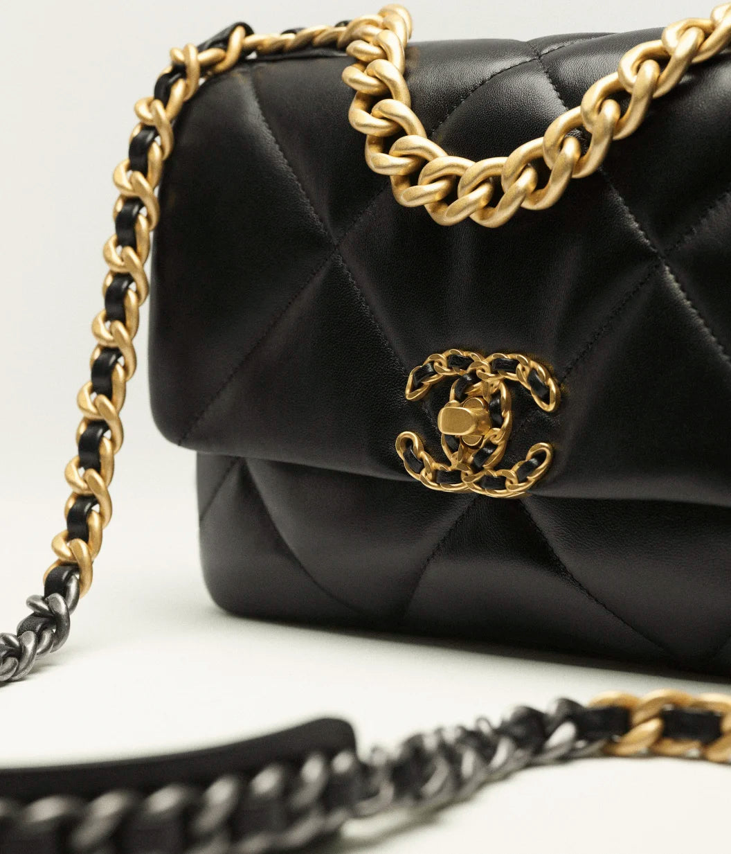 Bolsa Chanel 19