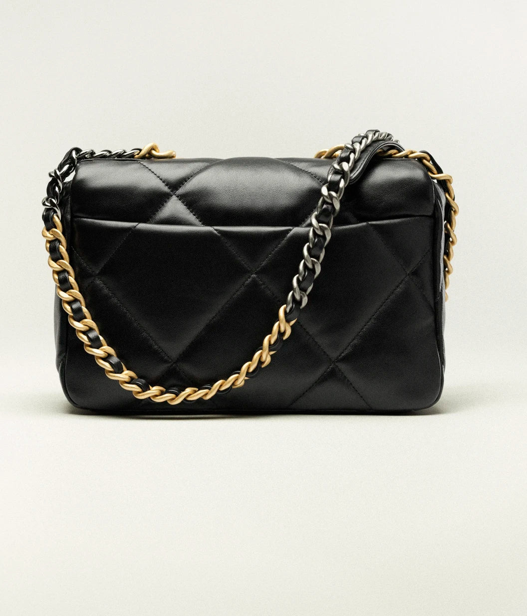 Bolsa Chanel 19