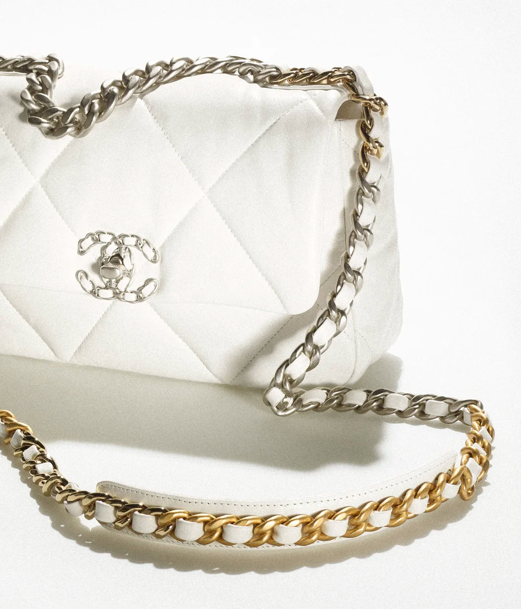 Bolsa Chanel 19