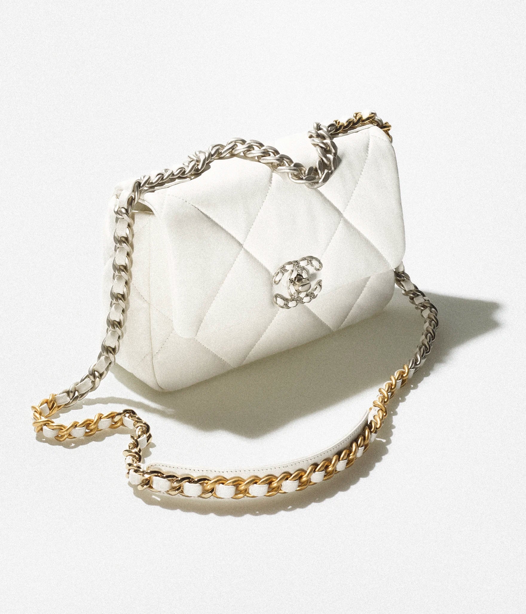 Bolsa Chanel 19